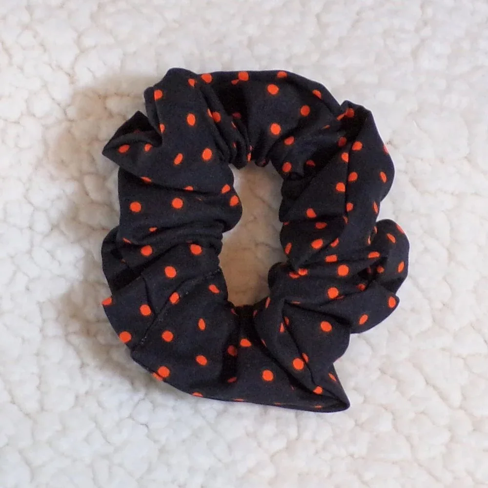 Halloween Hair Scrunchies Lot of 4 Skulls Witch Polka Dots Stripes Handcrafted